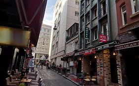 Taksim Şato Hotel